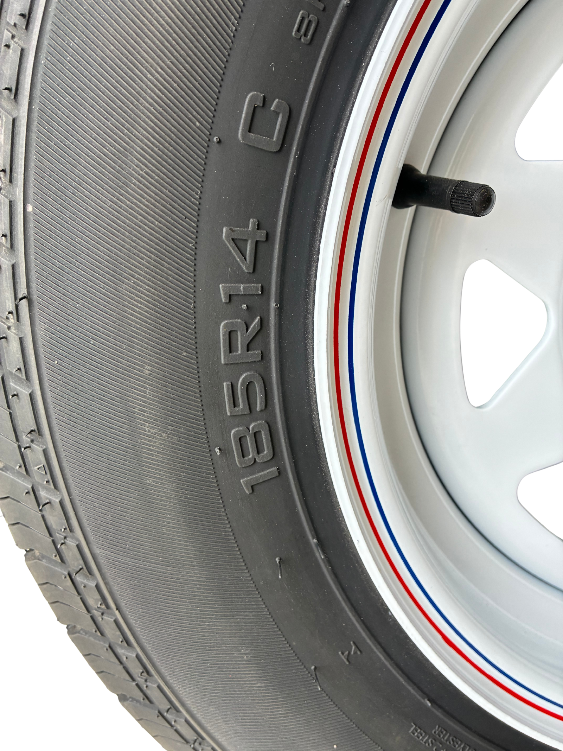 Common trailer tyre size of 185R14